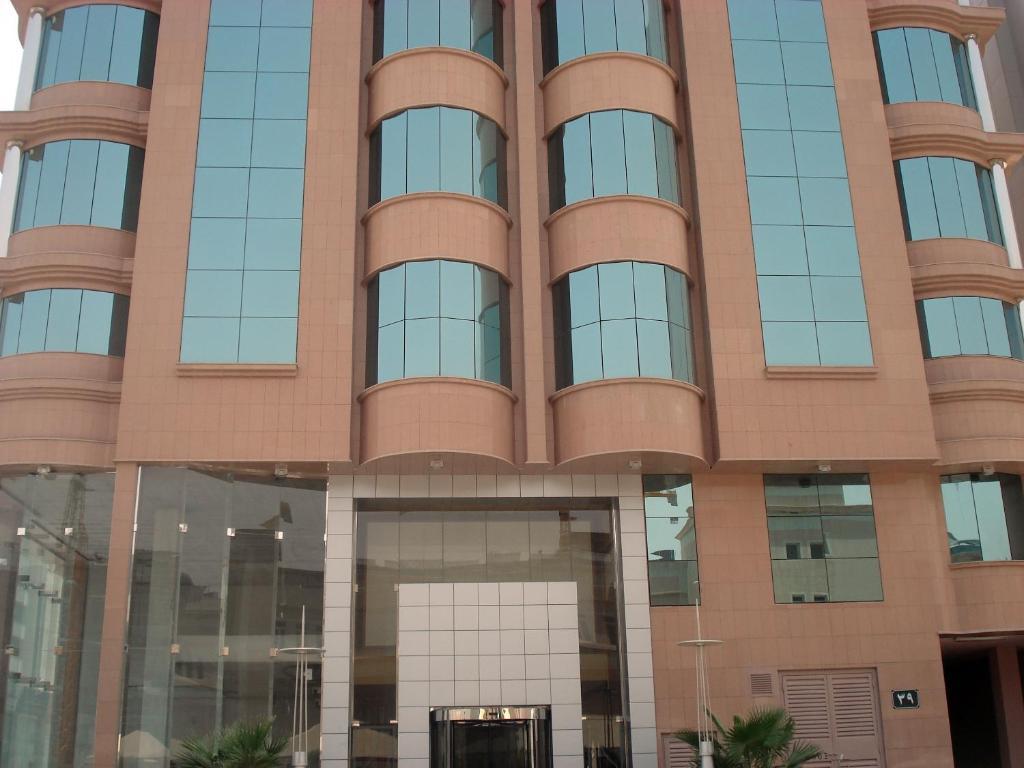 Al Tayyar Suites & Hotel Apartments - Рияд Екстериор снимка