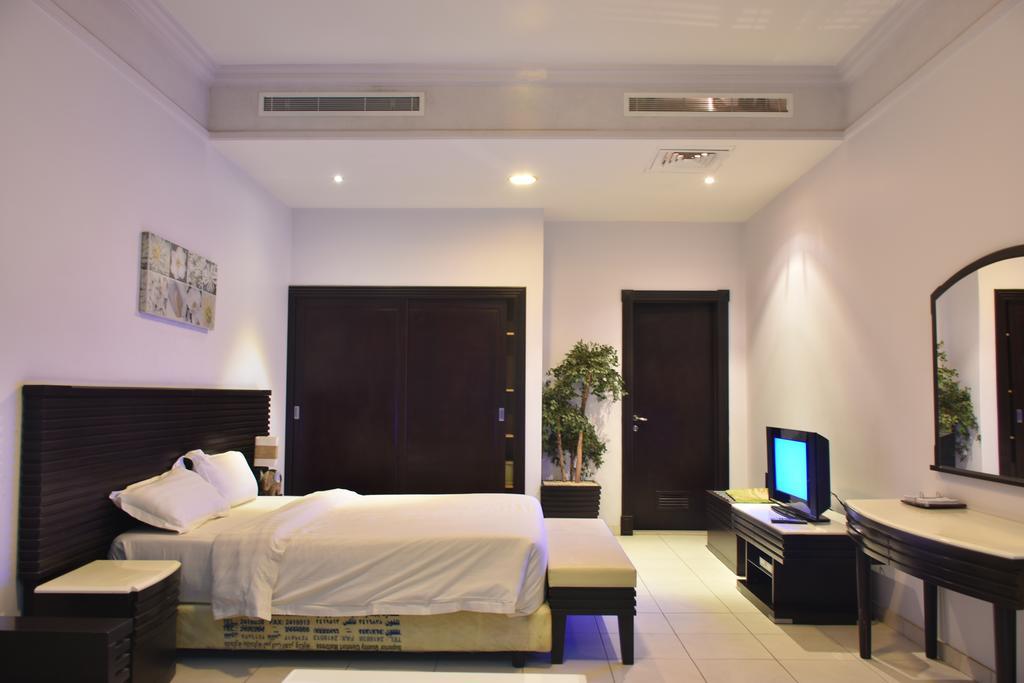 Al Tayyar Suites & Hotel Apartments - Рияд Екстериор снимка