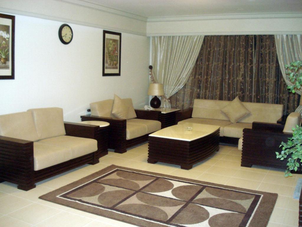 Al Tayyar Suites & Hotel Apartments - Рияд Стая снимка