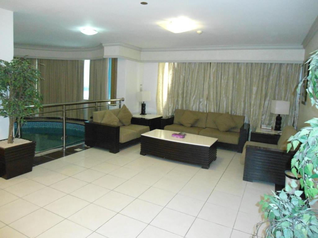 Al Tayyar Suites & Hotel Apartments - Рияд Стая снимка
